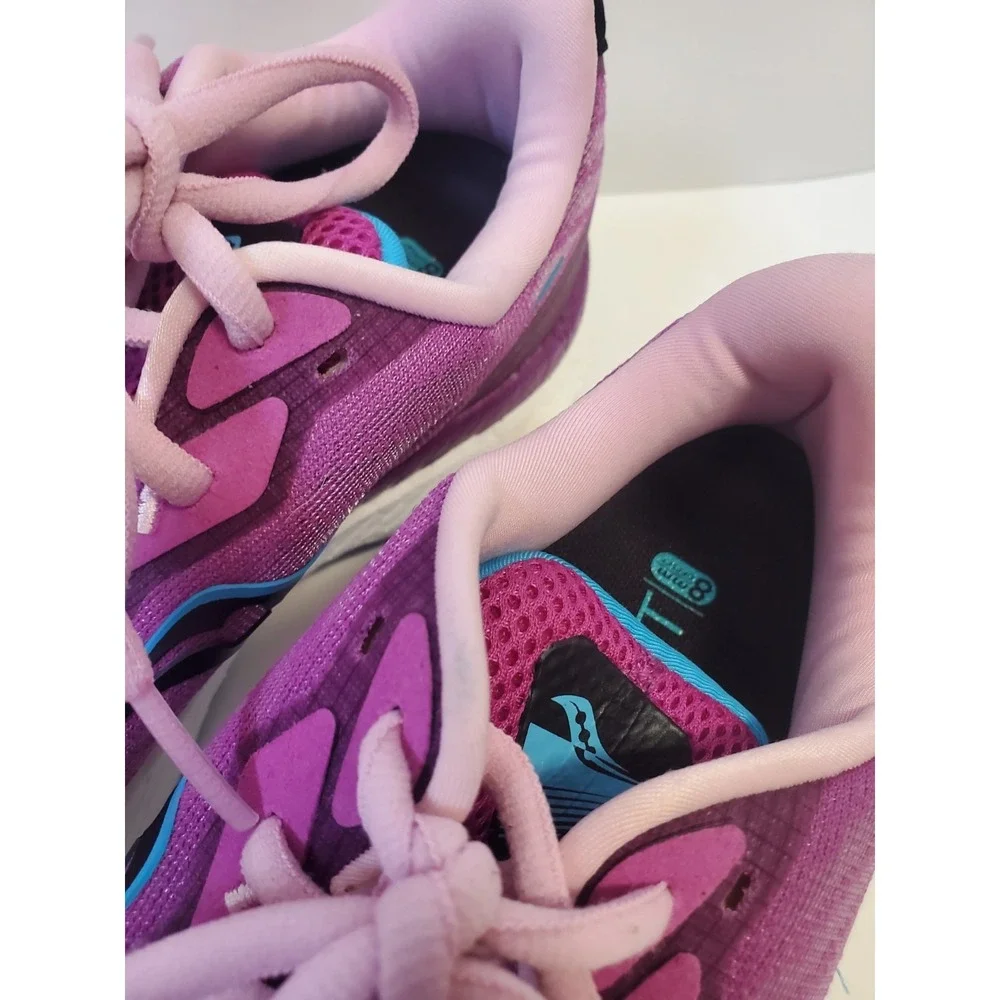 Saucony Women's Triumph 19 Running Shoes Razzle/Blaze - Picture 4 of 6